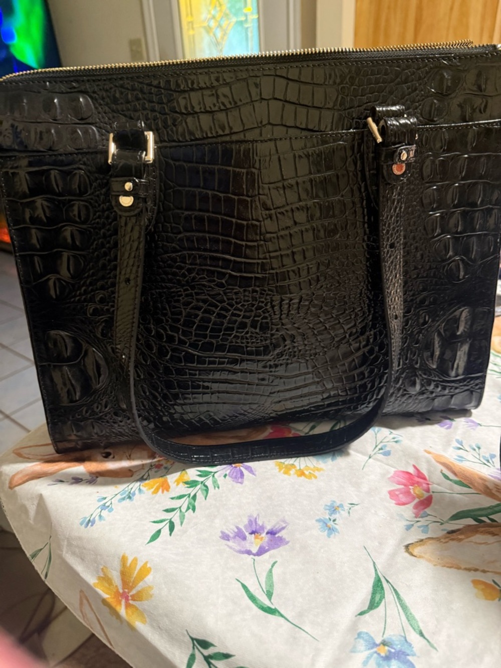 Brahmin Black Croc-Embossed Leather Tote with Matching Wallet - Picture 3 of 7
